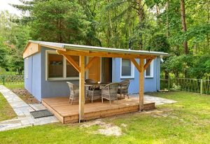 Glowe - Ferienhaus LieFlo – Ferienhaus "LieFlo" am Waldrand in strandnähe