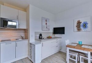 App. 8 in strandnaher Lage - Bäderstil-Villa in Wenningstedt/Sylt