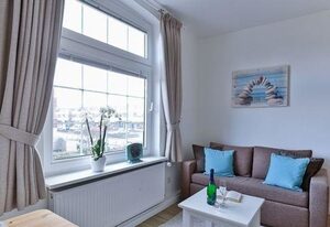 App. 8 in strandnaher Lage - Bäderstil-Villa in Wenningstedt/Sylt
