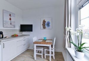 App. 8 in strandnaher Lage - Bäderstil-Villa in Wenningstedt/Sylt
