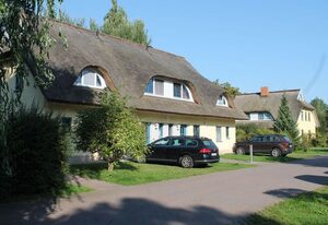 Reetdachhaus Holunder 1 – Haus Holunder 1 – Geborgenheit unter Reet im Herzen der Puddeminer Wiek
