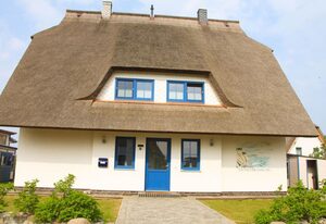 Ostseebrandung in Dranske