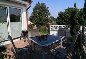 Modern ausgestattetes Ferienhaus mit Terrasse