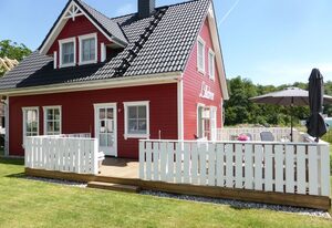 Komfortables Ferienhaus in Breege mit Sauna