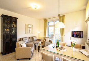 Strandnahe Wohnung mit Großem Balkon und Meerblick