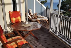 Strandnahe Wohnung mit Großem Balkon und Meerblick