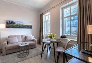 Villa Iduna / Ferienwohnung No. 4 - 1. OG mit Balkon nach Osten