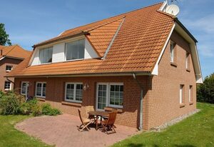 Komfortable Ferienwohnung in Waase mit Garten