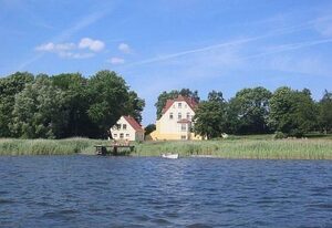 Wohnung im Erdgeschoss des Gutshauses