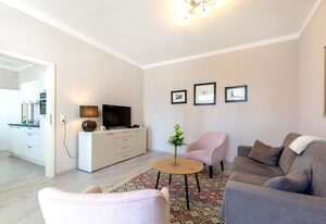 Villa Iduna / Ferienwohnung No. 11 - 1. OG mit Balkon nach Osten