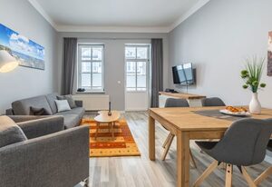 Villa Iduna / Ferienwohnung No. 5 - 1. OG mit Balkon nach Osten