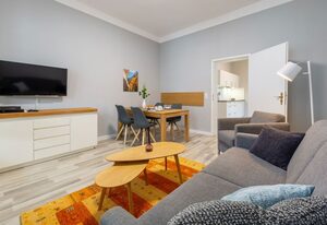 Villa Iduna / Ferienwohnung No. 5 - 1. OG mit Balkon nach Osten