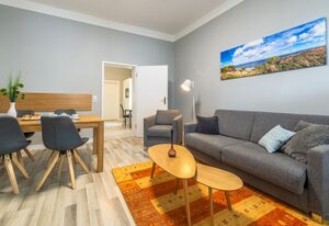 Villa Iduna / Ferienwohnung No. 5 - 1. OG mit Balkon nach Osten