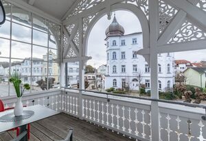 Villa Iduna / Ferienwohnung No. 6 - 1. OG mit Balkon nach Süden