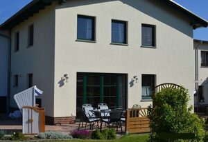 Ferienwohnung Guder - top für Familien ohne Auto – Große Ferienwohung, mit Terrasse in Binz, Hund ist willkommen