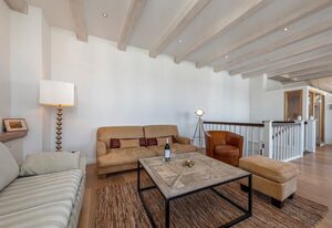 Villa Theres Penthouse Seaside